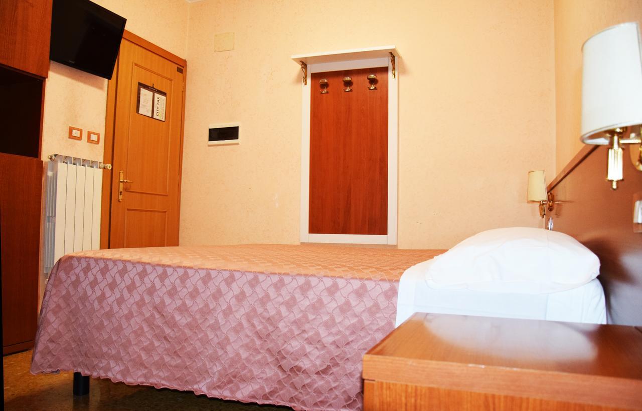 Hotel Bruna Rome Buitenkant foto