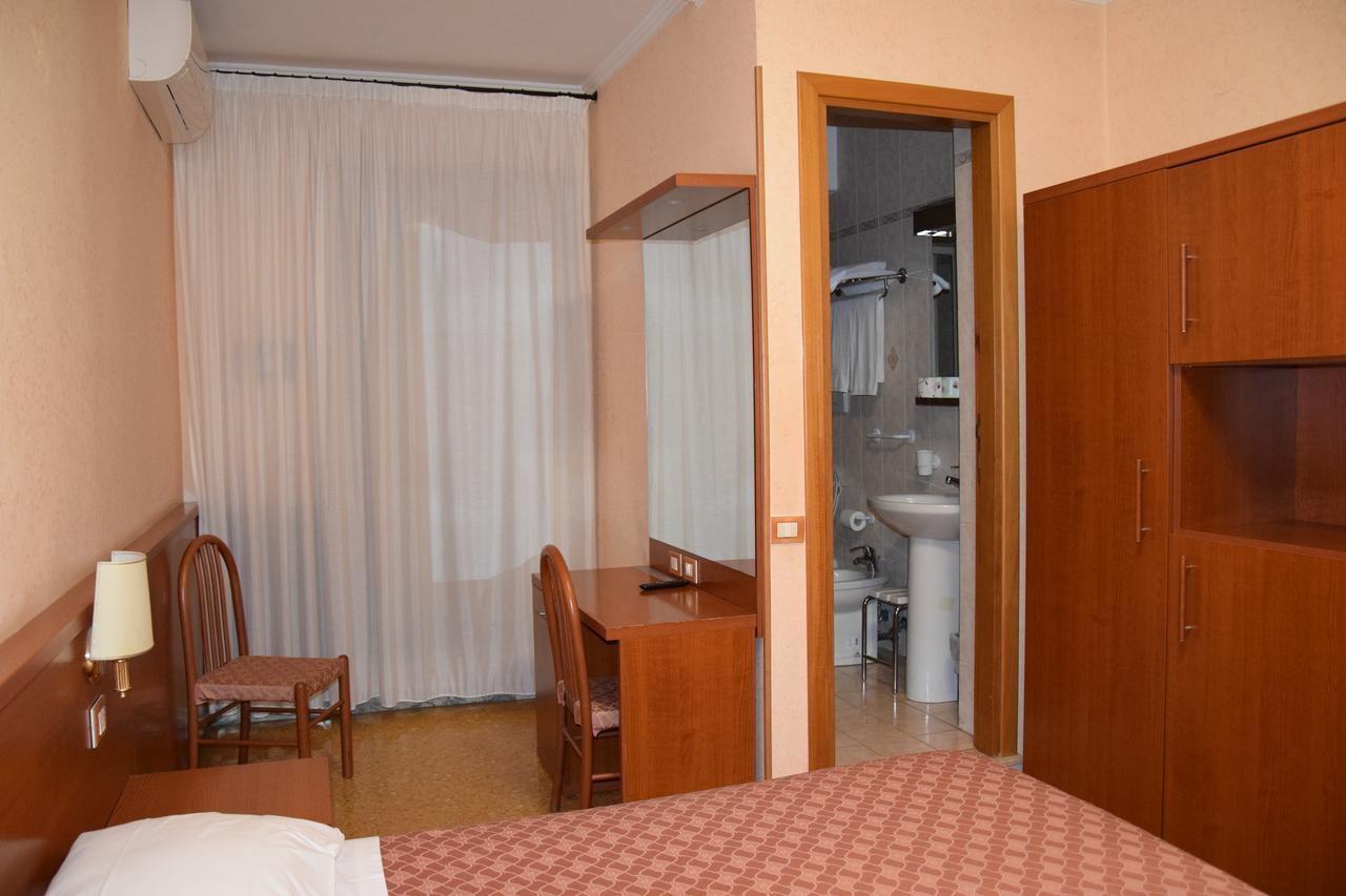 Hotel Bruna Rome Buitenkant foto