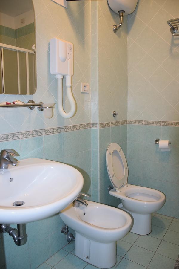 Hotel Bruna Rome Buitenkant foto