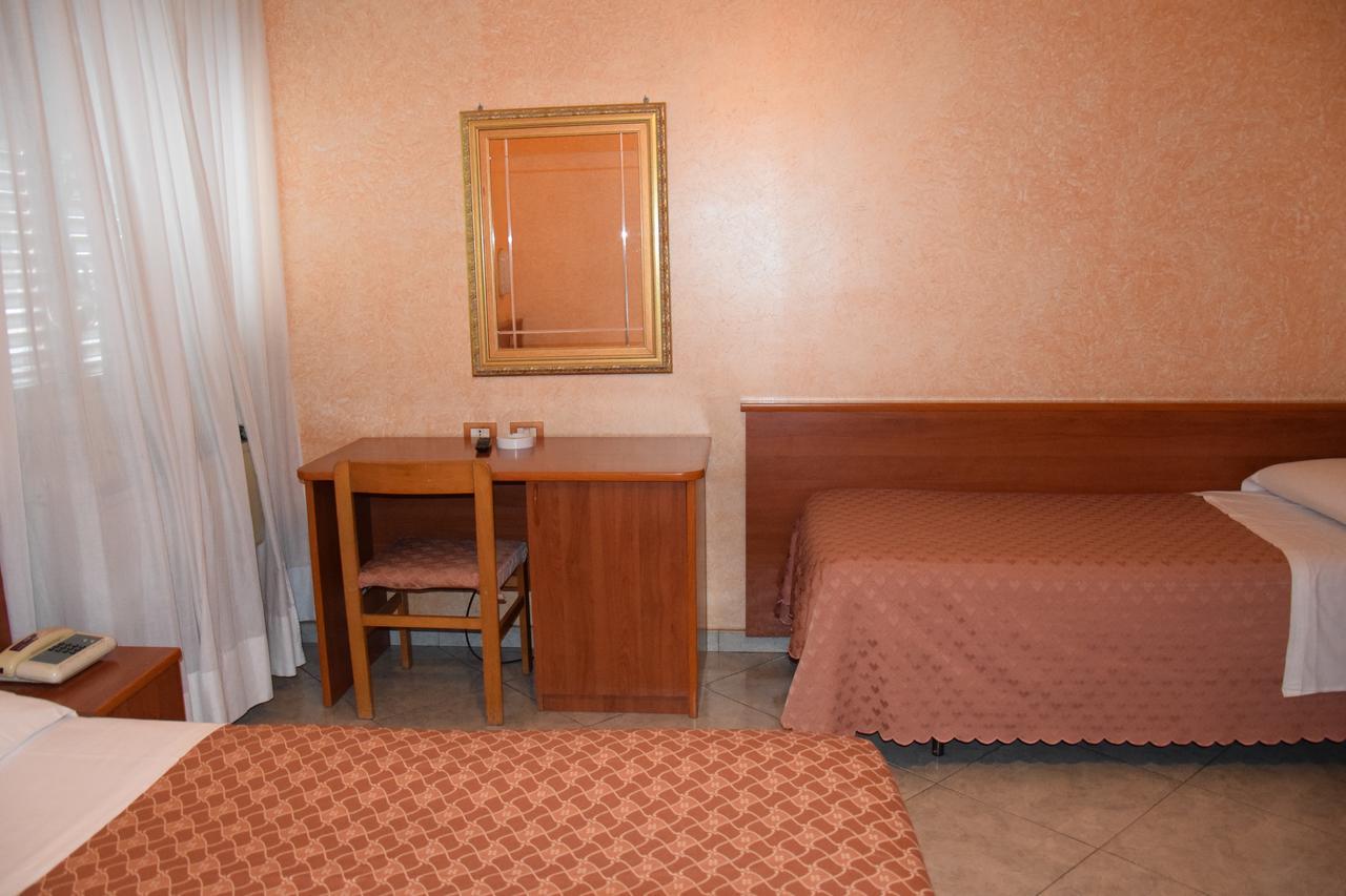 Hotel Bruna Rome Buitenkant foto